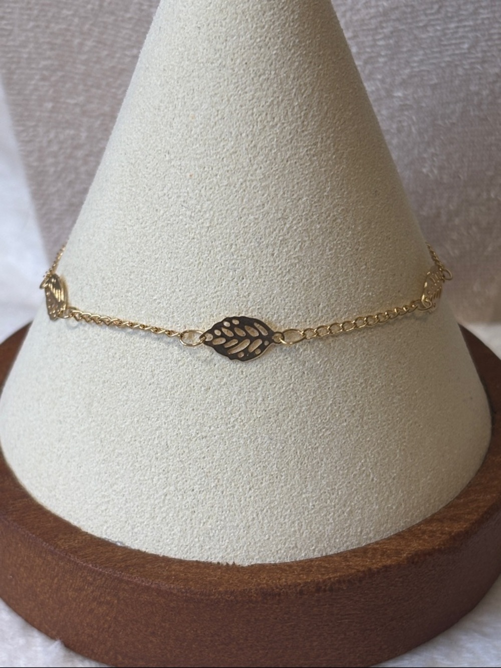 Delicate Leaf 10” Anklet 18k Gold Filled